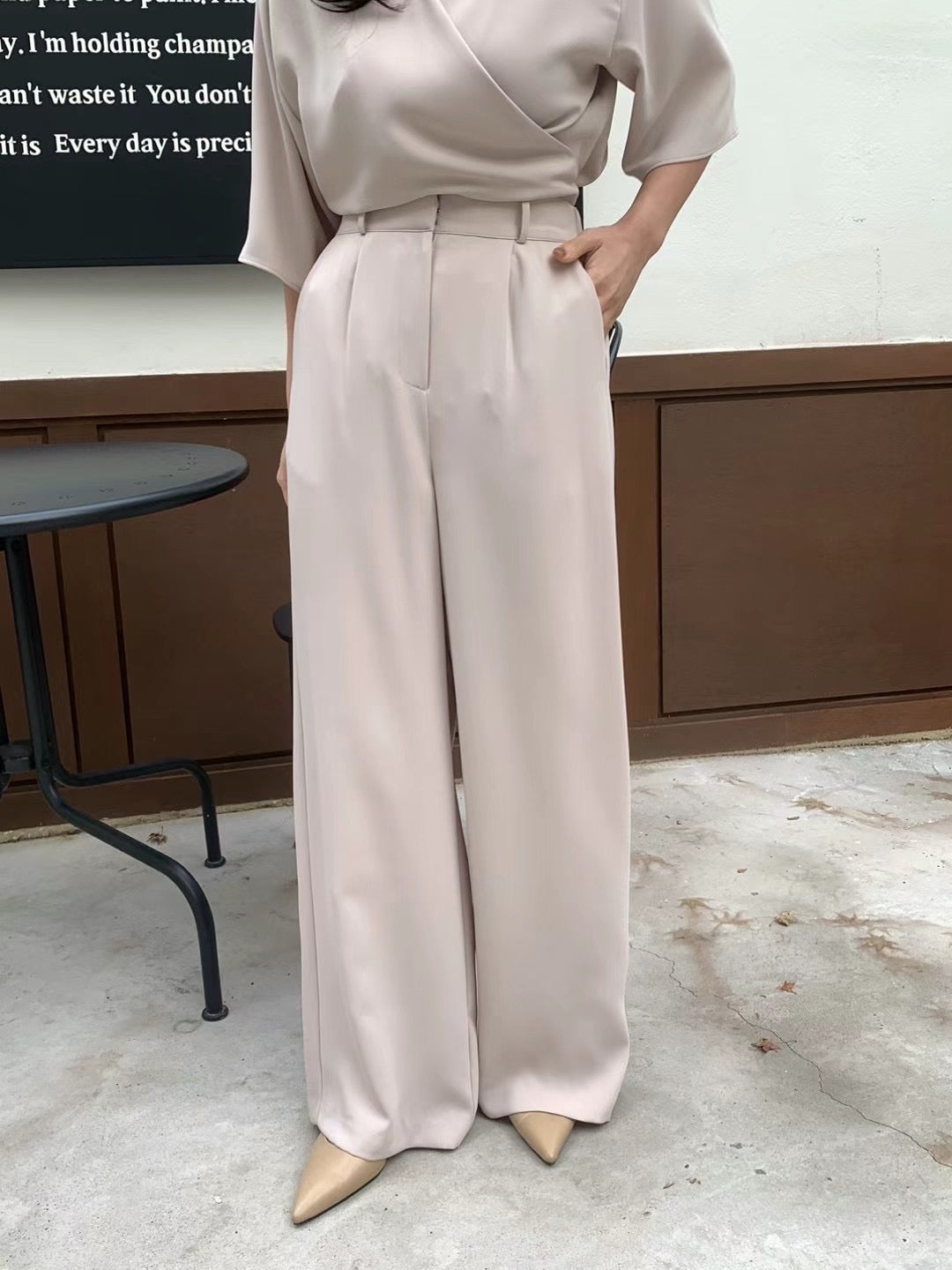 Lady boss V領交叉綁帶質感兩件式套裝,set01112