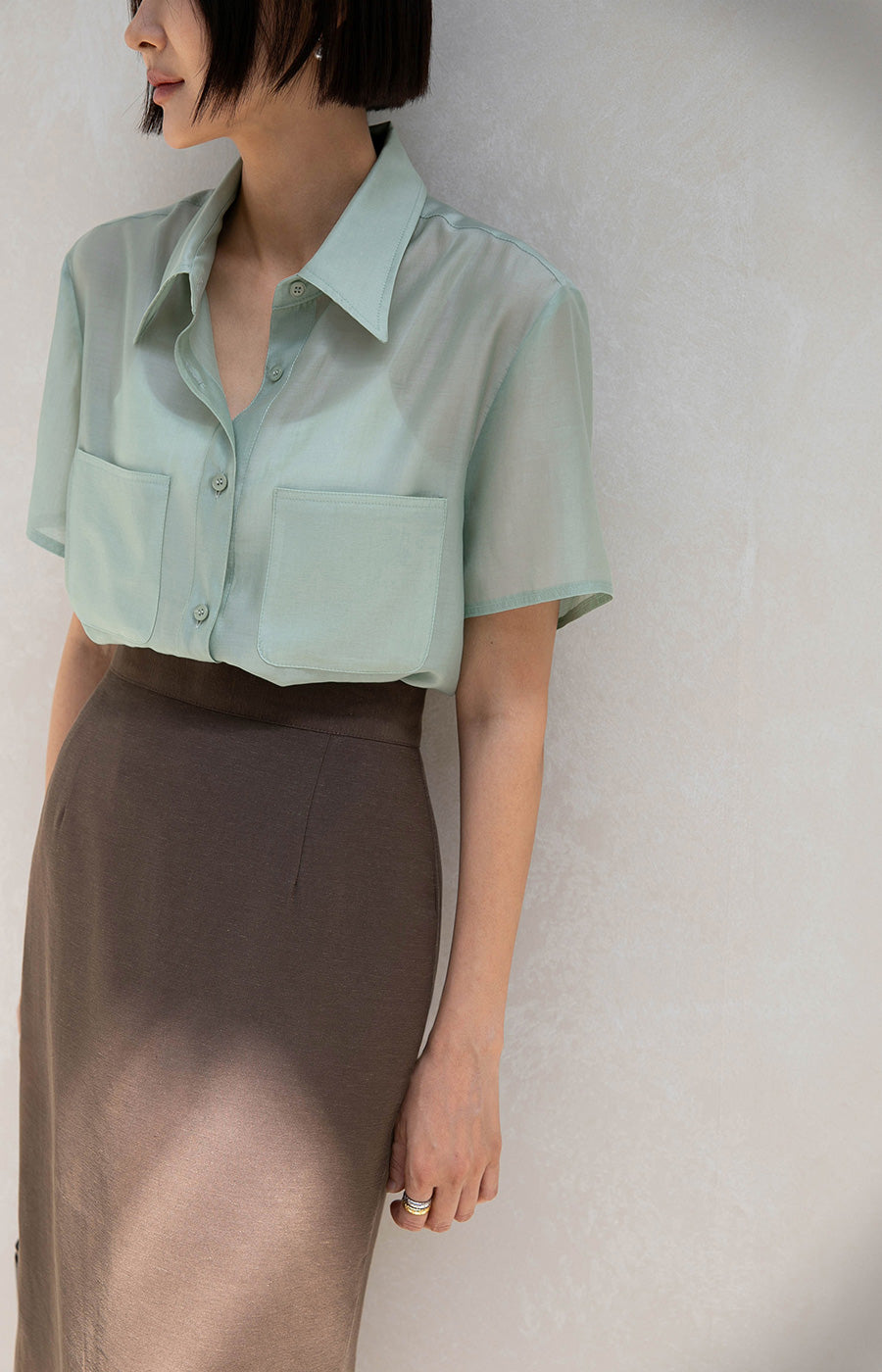 Soft Drape Boxy Shirt
|輕盈雙口袋天絲短袖襯衫二,Bl071901