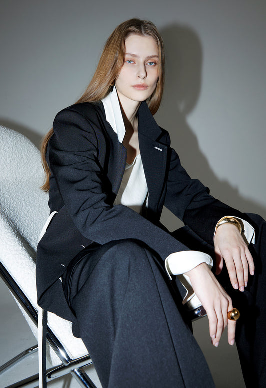 Ava 後擺開叉長版西裝外套 | blz041201