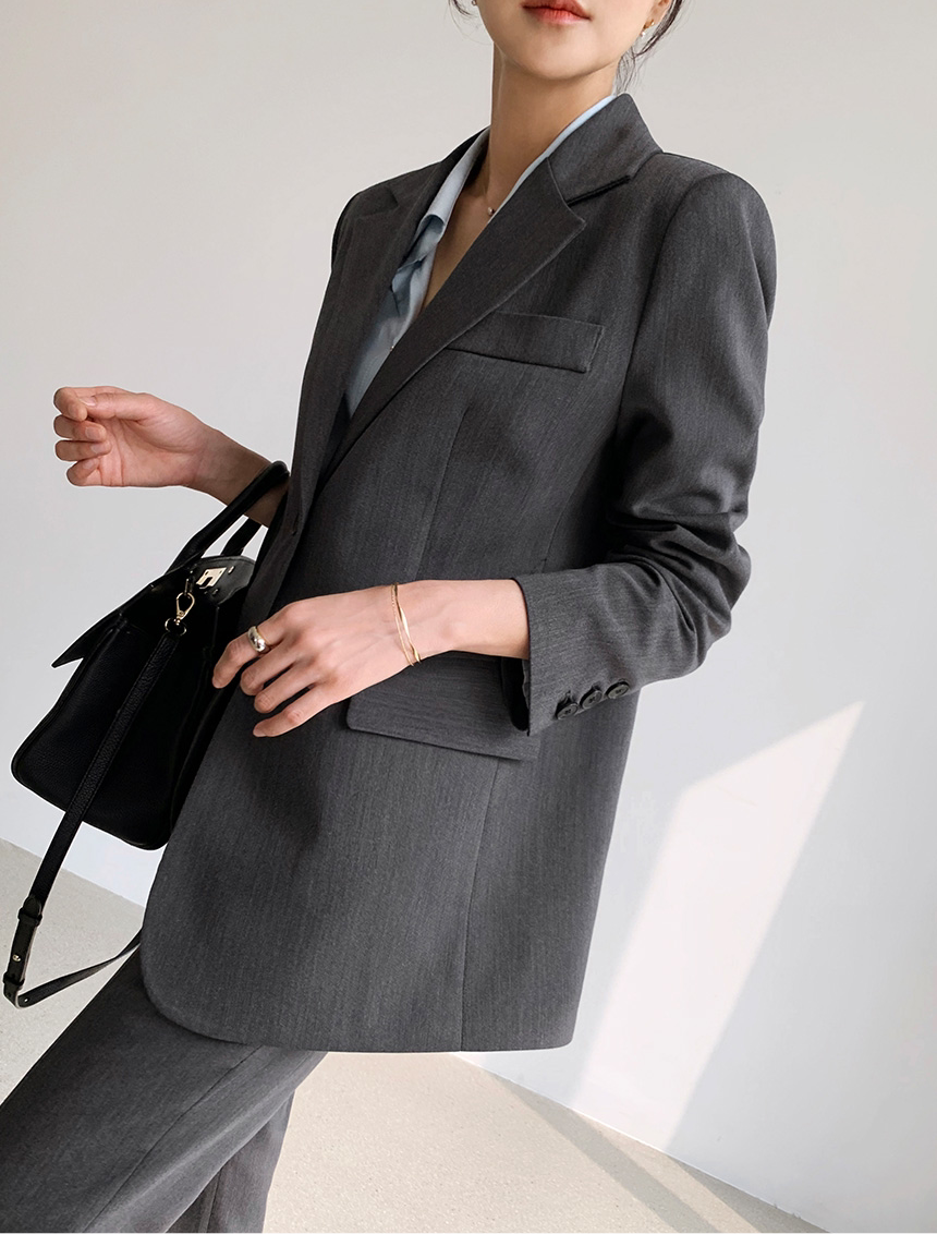 Gentle Brave | 簡約雙扣西裝外套, blz031101