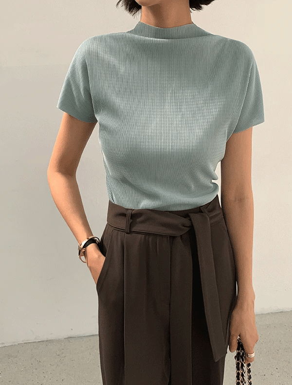 Slight 壓折小高領上衣|top070408