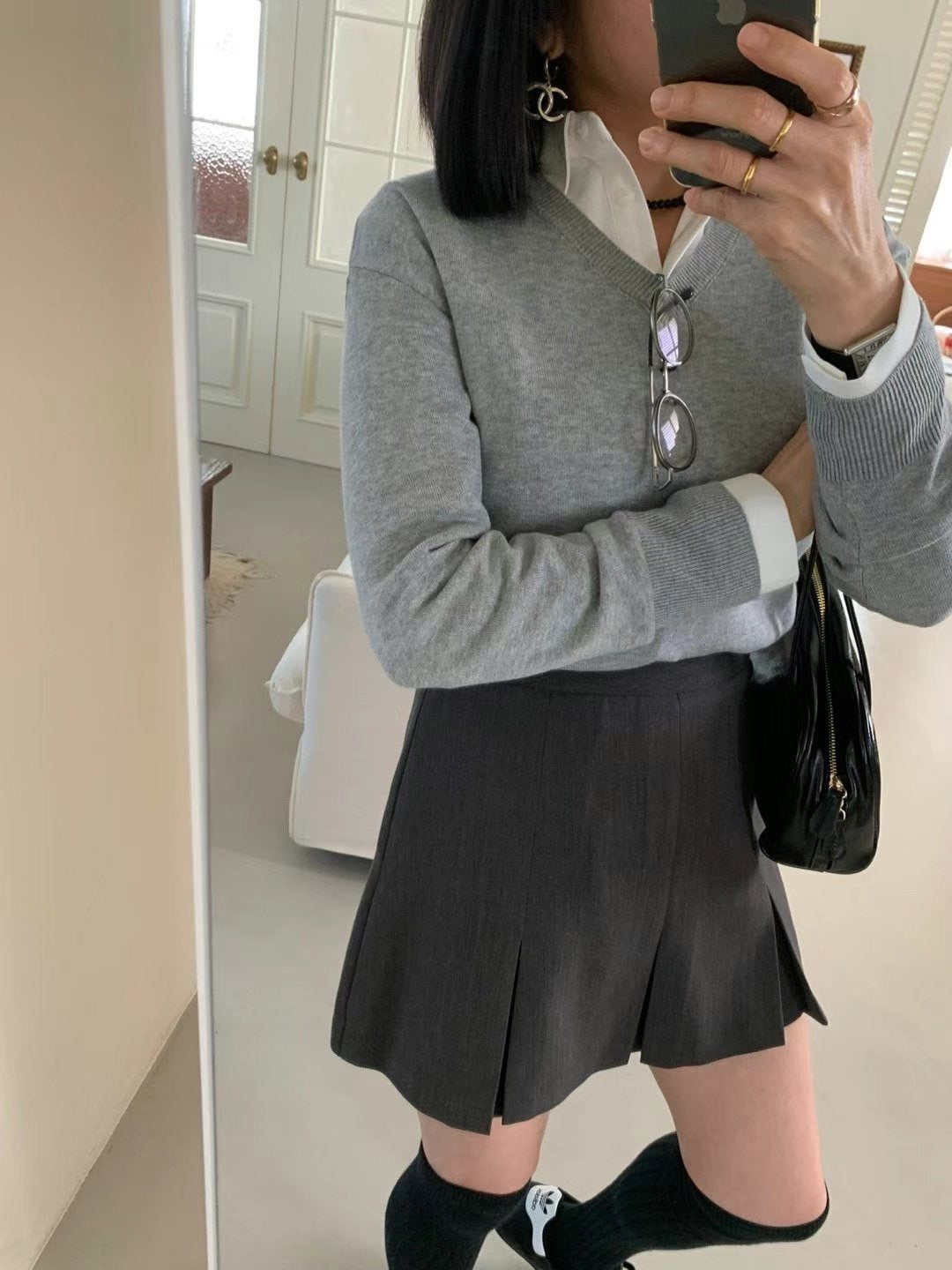 Banito 經典V領收腰春款羊毛衫|knit250405