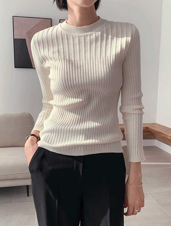 極簡針織條紋圓領上衣|knit241102