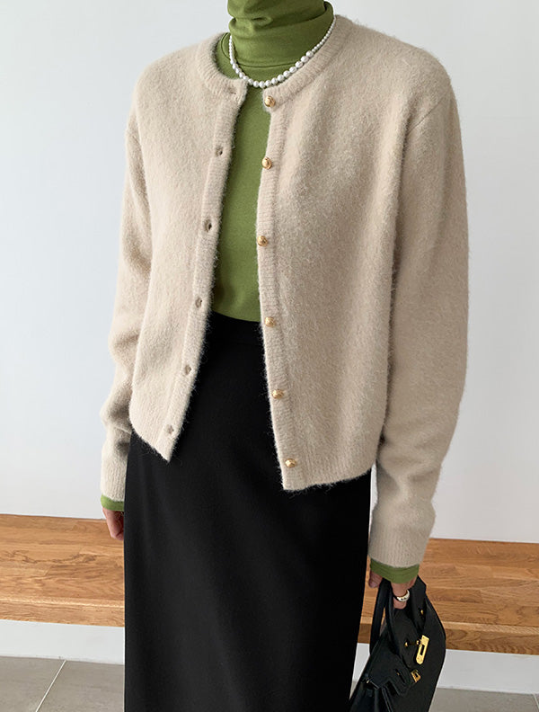 柔軟莫代爾棉高領上衣|top241104