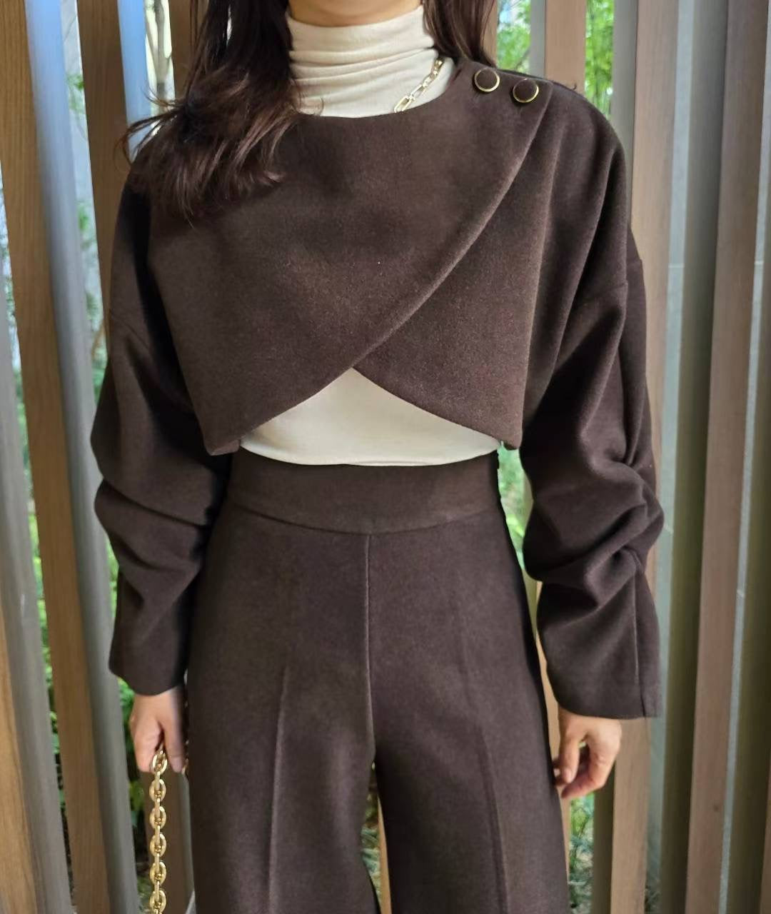 Further more | 質感前交叉短版上衣兩件式套裝，FNV-25110102-set