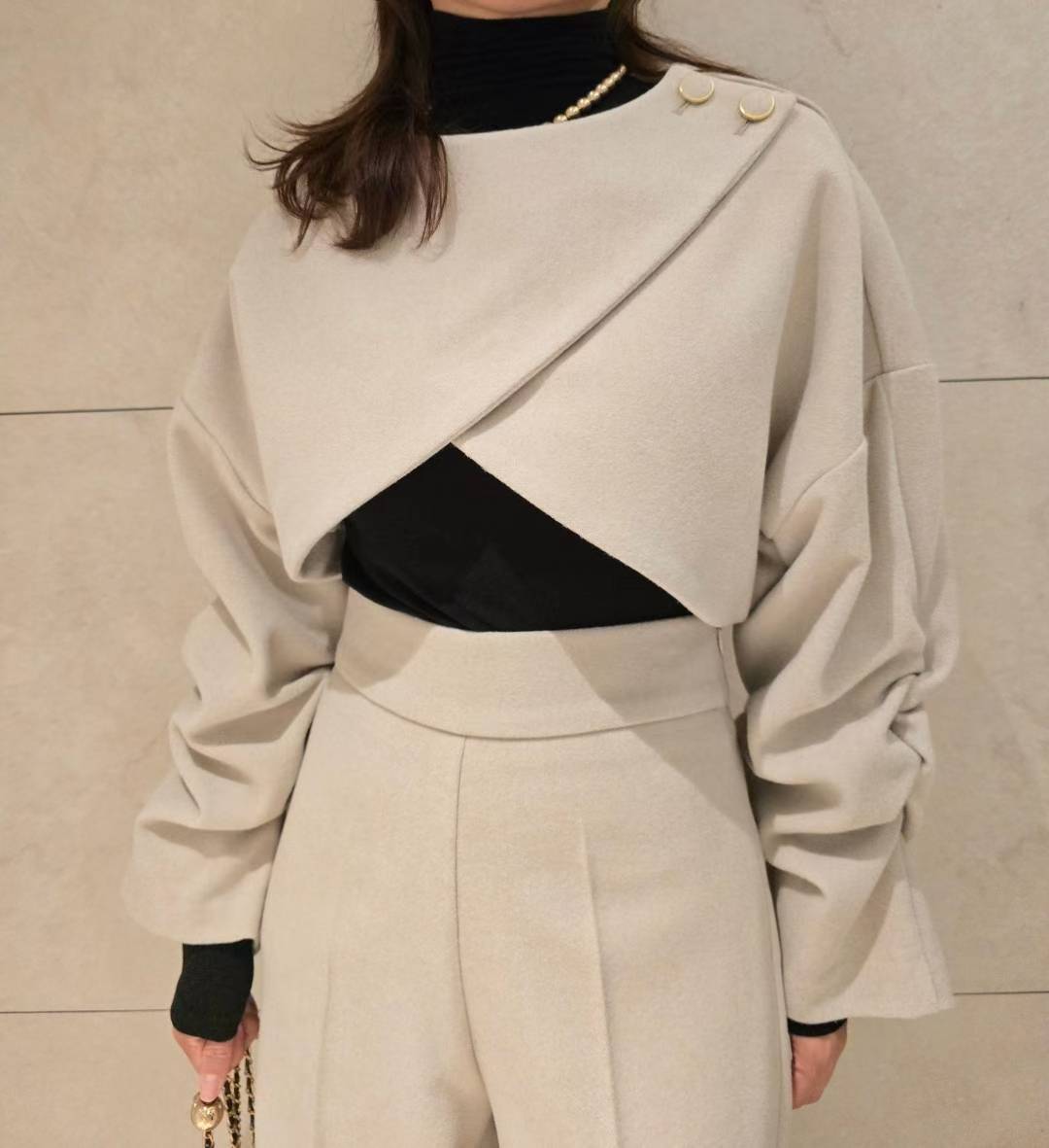 Further more | 質感前交叉短版上衣兩件式套裝，FNV-25110102-set