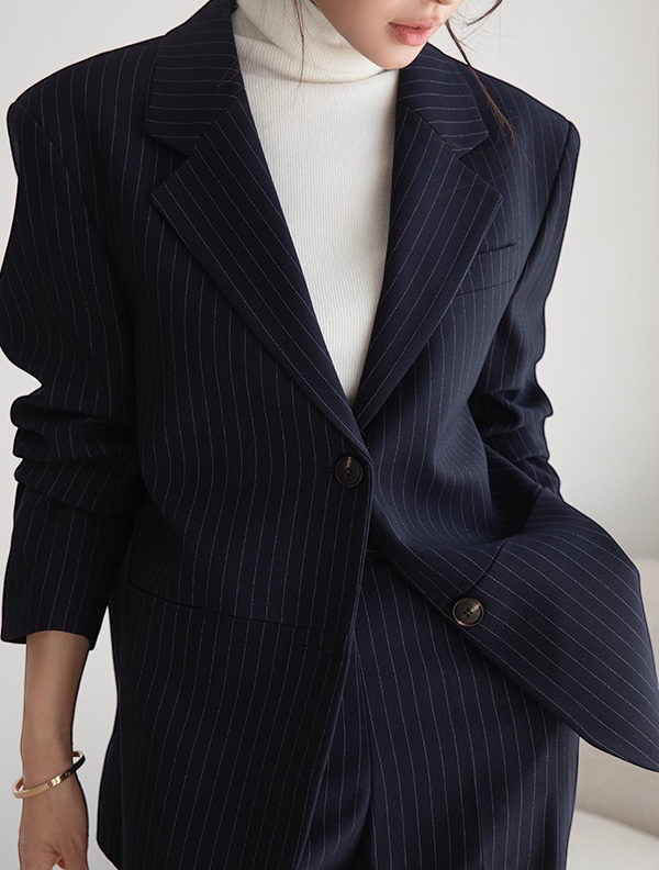 Modern Pinstripe Suit Set | 條紋兩件式西裝套裝 , SUIT261008